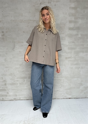 Allegra skjorte Ash Stripe Boii Studios 